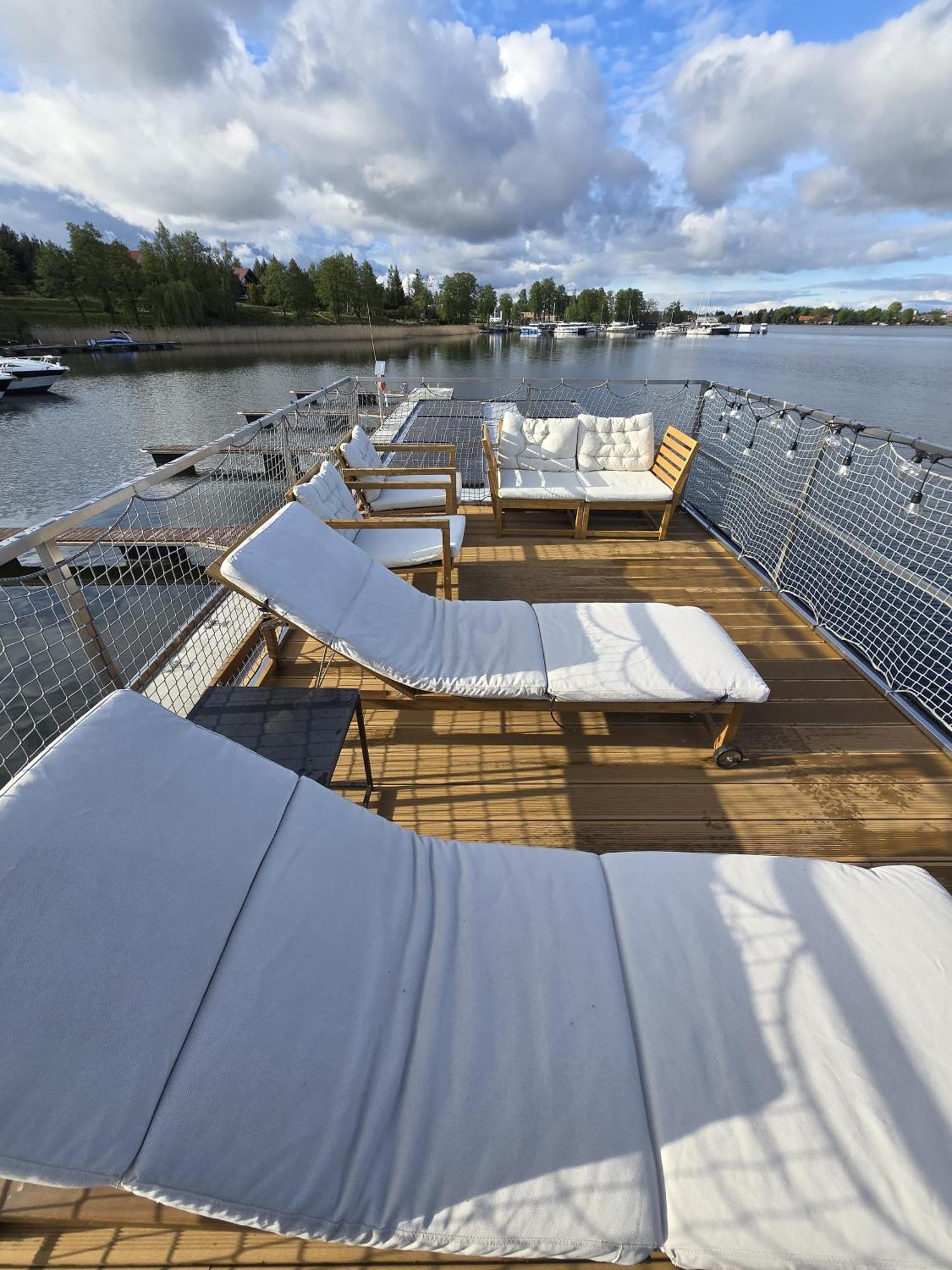 Domek Na Wodzie - Houseboat -Sauna, Taras Na Dachu, Dwie Sypialnie Миколайки Экстерьер фото