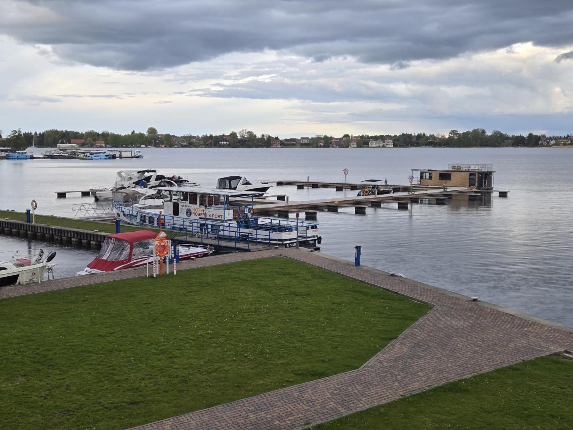 Domek Na Wodzie - Houseboat -Sauna, Taras Na Dachu, Dwie Sypialnie Миколайки Экстерьер фото